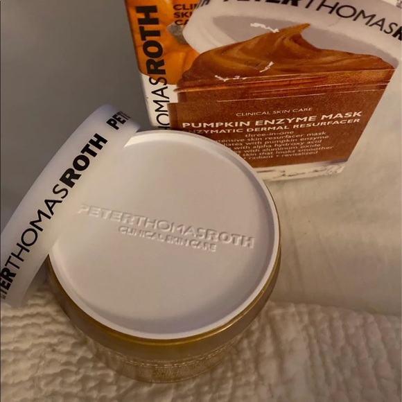 Peter Thomas Roth Pumpkin Enzyme Mask - Picture 3 of 4